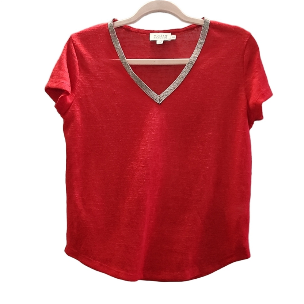 MOLLY BRACKEN Red metallic v-neck short sleeve top
